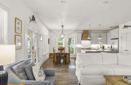 Alabama Gulf Coast House | High Tide of Fairhope - Bayfront Water All the Way on Mobile Bay