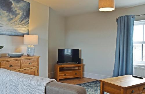 Muston Apartment | High Tide - Uk50361
