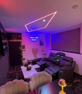 Bradford Apartment | HIGHFIELD PRIVATE SPA APARTMENT