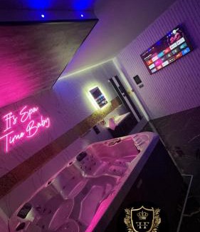 Bradford Apartment | HIGHFIELD PRIVATE SPA APARTMENT
