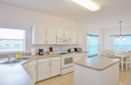 Highgate Park Villa | Highgate at Legacy Park - 4 Bed 3 Baths Villa