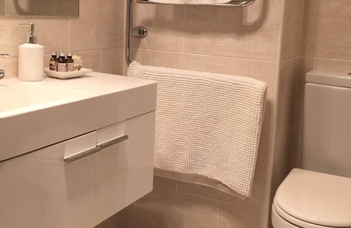 Moss Vale Bed & Breakfast | Highland Garden Hideaway