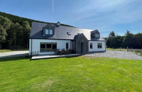 Mainland House | Highland Hideaway