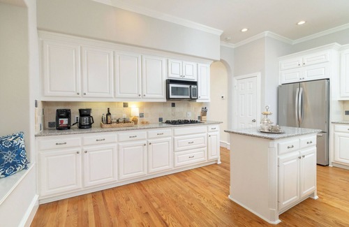 Park Cities House | Highland Park Retreat - Walk to Dining & SMU