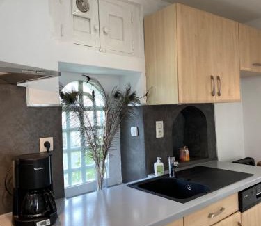 Etables-sur-Mer House | Highland sur Mer