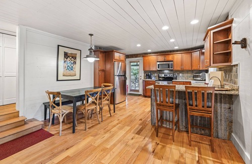 Highlands Cabin | Highlands cabin on scenic pond, 6 min drive to downtown and pet friendly!