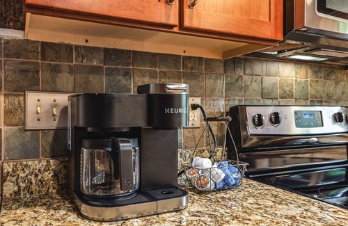 Highlands Cabin | Highlands cabin on scenic pond, 6 min drive to downtown and pet friendly!