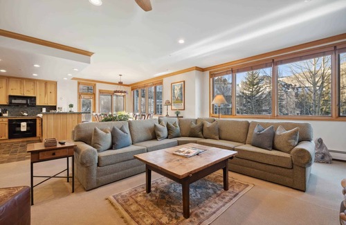 Highlands Townhomes Condo | Highlands Lodge 203 - 3 Bedroom Residence