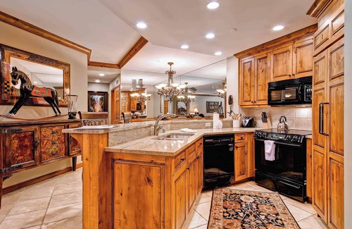 Highlands Townhomes Condo | Highlands Lodge 208 - 3 Bedroom Residence