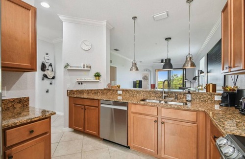Bradenton Condo | Highline Condo - Golf Course, Resort Amenities by Gulfcoast Holiday Homes