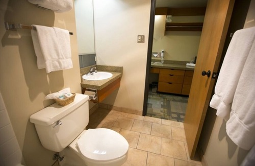 Salt Lake Mountain Resorts Resort | Highly desirable Week 11 Ski Unit 607 Sleeps 4