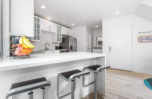 South Mission Beach Condo | Highly rated Best Beach!⛱️ 3Bd 2Ba AC Luxury KING Beds!