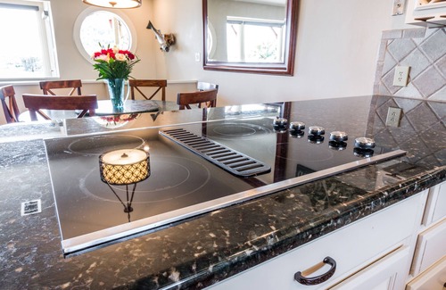 Horseshoe Bay House | Highly rated, Horseshoe Bay lakefront townhouse, spectacular sunrise lake view