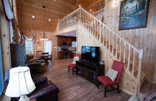 Schroon Lake Cabin | Highly recommended lake side cabin. Welcome to Majestic Pines on Schroon Lake.