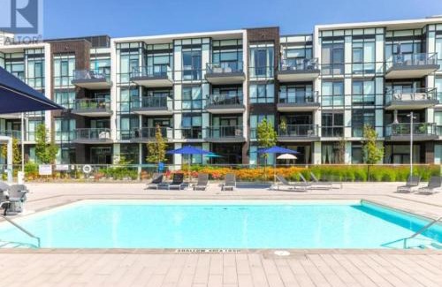 Innisfil Apartment | HIGHPOINT at Friday Harbour Resort