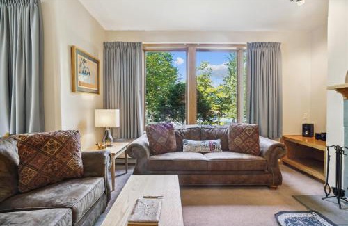 Central Vermont- Killington House | Highridge C1 Spacious Two Bedroom Retreat with Fireplace, Full Kitchen, and Resort Amenities