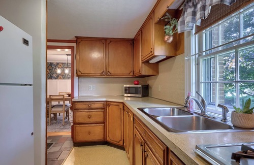 Conestoga House | Highville Hideaway - 2 bed, 1 bath, country views