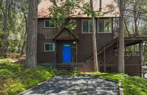 Twain Harte Cabin | Hike, Bike & Golf: Peaceful Cabin in Twain Harte!