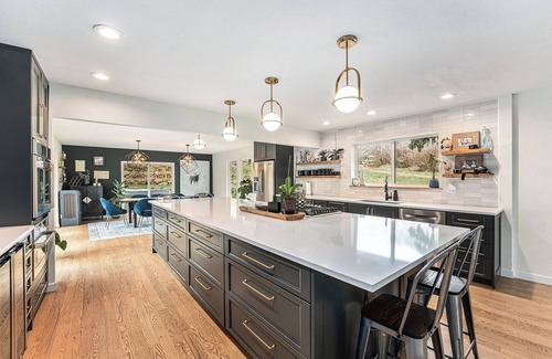 Highland Park House | Hike Chautauqua out the back door! 4BR w/Patio, Hot Tub! Backs to Open Space!