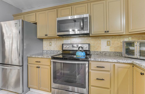 Otisville House | Hike, Ski & Explore: Otisville Retreat w/Yard!