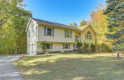 Otisville House | Hike, Ski & Explore: Otisville Retreat w/Yard!