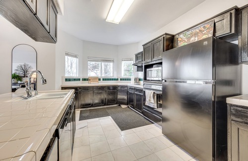 Raisin House | Hike, Swim & Explore: Retreat w/Yard in Fresno