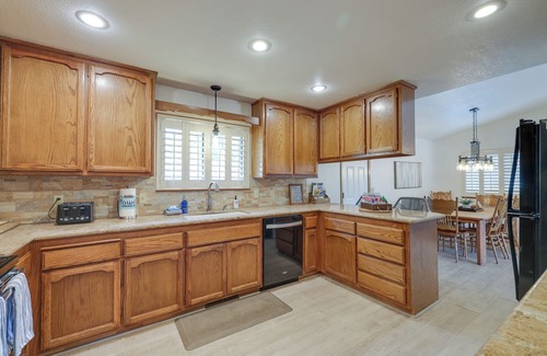 Groveland House | ‘Hiker’s Escape’ Home Near Beach, Golf & Yosemite