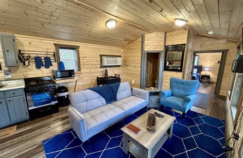 Primrose Cabin | Hiker's Midnight |RRG|WiFi| Nearby Attractions
