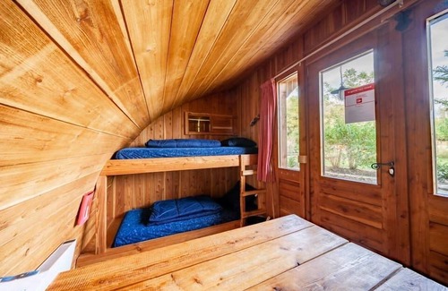 Otterlo RV Rental | Hikers cabin with 1 bedroom and own water supply