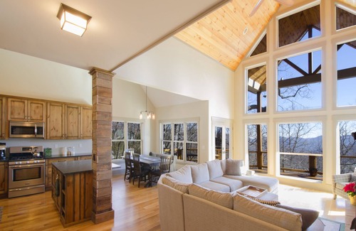 Laurel Ridge Ski Chalet | Hikers' Haven Beautiful Chalet Home with expansive winter views in Laurel Ridge