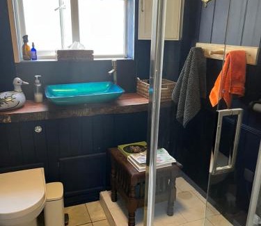 Worthing House | Hikers Rest