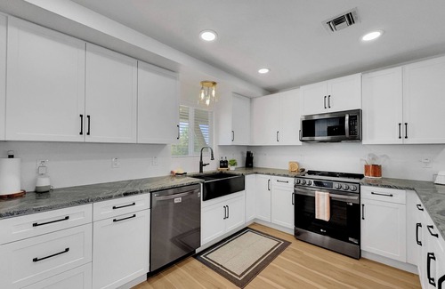 Apache Junction House | Hikes in steps! Apache Junction Hideout! Discount!