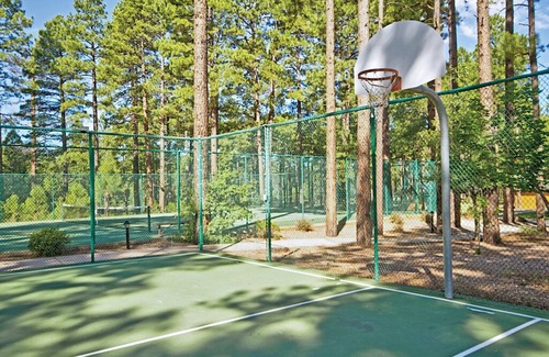 Pinetop Condo | Hiking, skiing, waterfalls, Wyndham Pinetop