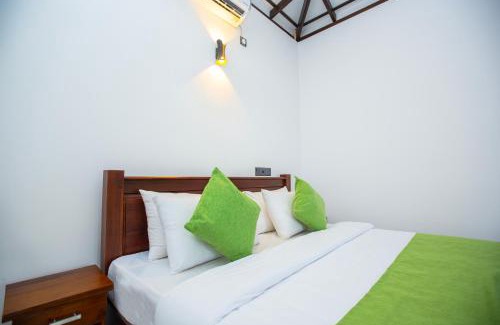 Ambalangoda House | Hikka Shells