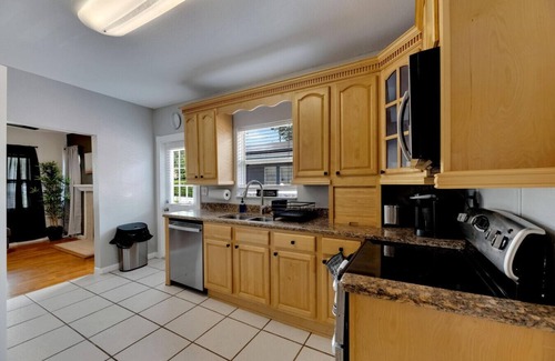 South Seminole Heights House | Hilda's Home away From Home