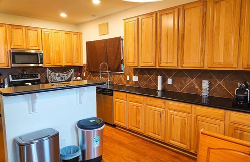 Cedar Park House | Hill Country Beauty in Red | Beautiful Large Home! Very Spacious!