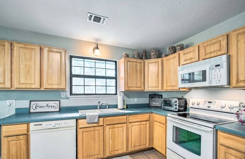 Wetmore Villa | Hill Country Haven Quiet Guest House on 4 Acres Close to Everything