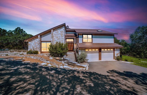 Cross Mountain House | Hill country Hidden Haven
