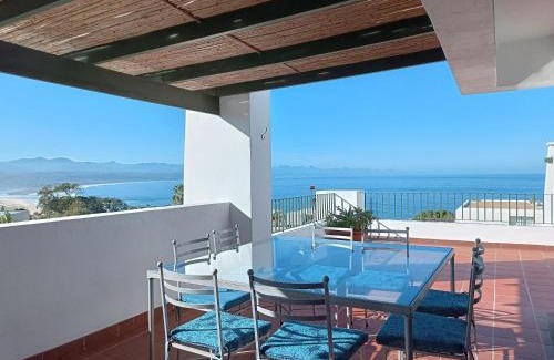 Plettenberg Bay Apartment | Hill House Holiday - Back-up Power Sea Views