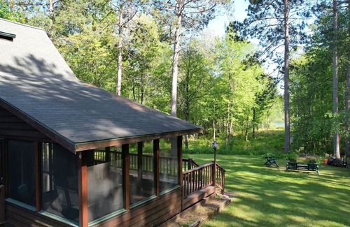 Minocqua Cottage | Hill Lake Charming Minocqua Cabin Fire Pit W&D Pets