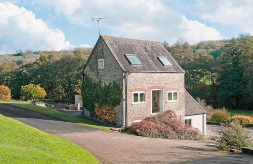Ozleworth Cottage | Hill Mill Cottage