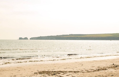 Swanage Cottage | HILL VIEW, pet friendly in Swanage