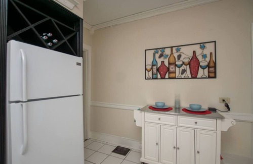 Crescent Hill House | Hillcrest Hideaway~ Charming 3BR + Private Cottage