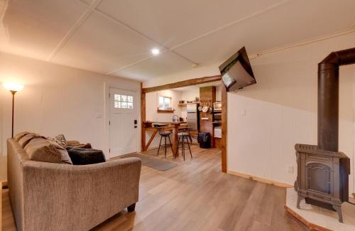 Hillsgrove House | Hillsgrove Cabin 9 Mi to Worlds End State Park!