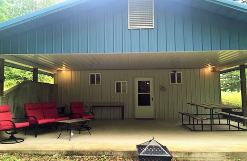 Annapolis Cabin | Hillside Cabin #1 Annapolis, MO Black River
