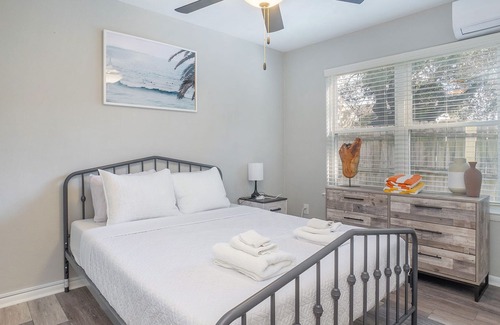 Bayview Apartment | Hillside Cove - Port Suite