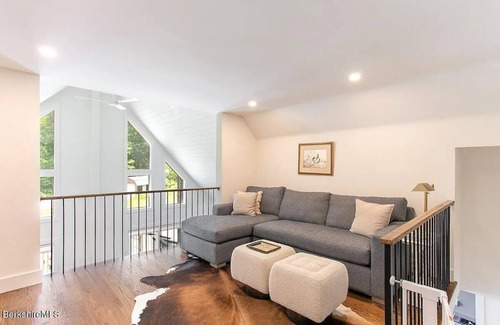 Ashley Falls House | Hillside Haus: 4-Season Cabin Close to Catamount, Butternut, Great Barrington