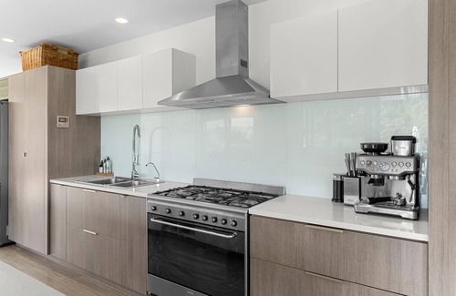 Waipu House | Hillside Haven - Stylish, sunny holiday home with pool and spa in beautiful rural setting