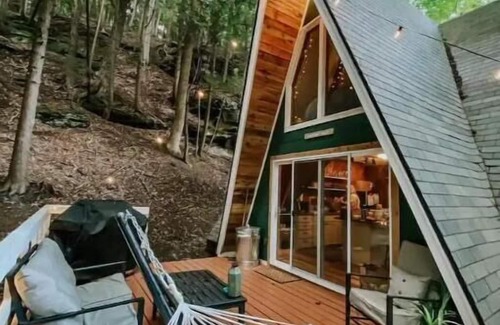 Rockbridge Cabin | Hillside Haven Treehouse Cabin