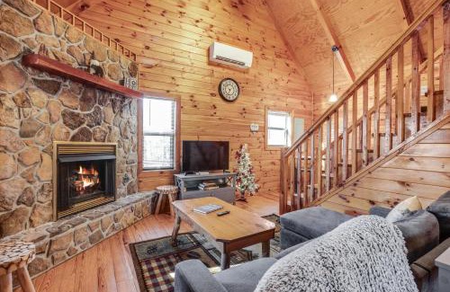 Blairsville Hotel | Hillside Hideaway